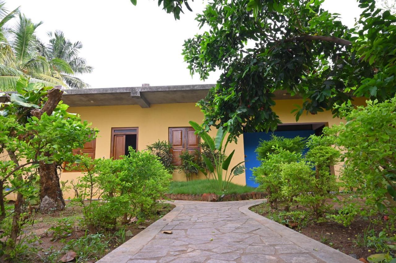 Les Boganveillea Heritage Guest House Auroville Eksteriør billede