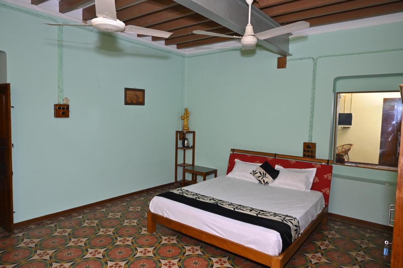 Les Boganveillea Heritage Guest House Auroville Eksteriør billede