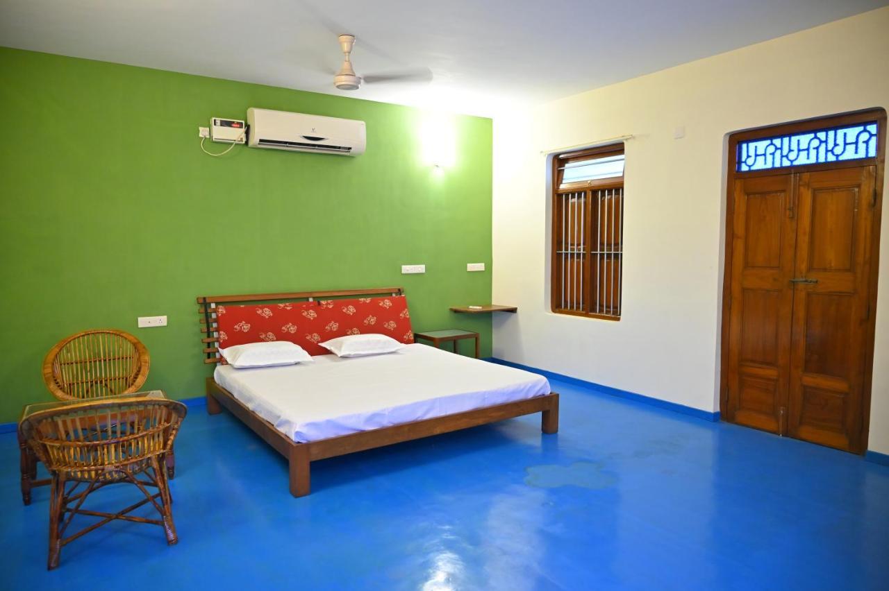 Les Boganveillea Heritage Guest House Auroville Eksteriør billede