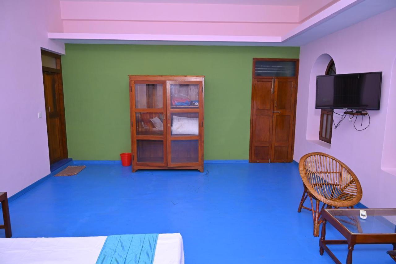 Les Boganveillea Heritage Guest House Auroville Eksteriør billede
