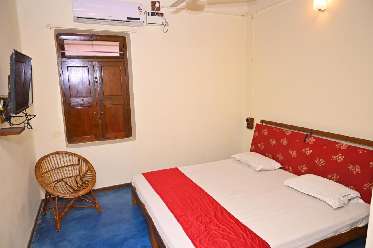 Les Boganveillea Heritage Guest House Auroville Eksteriør billede