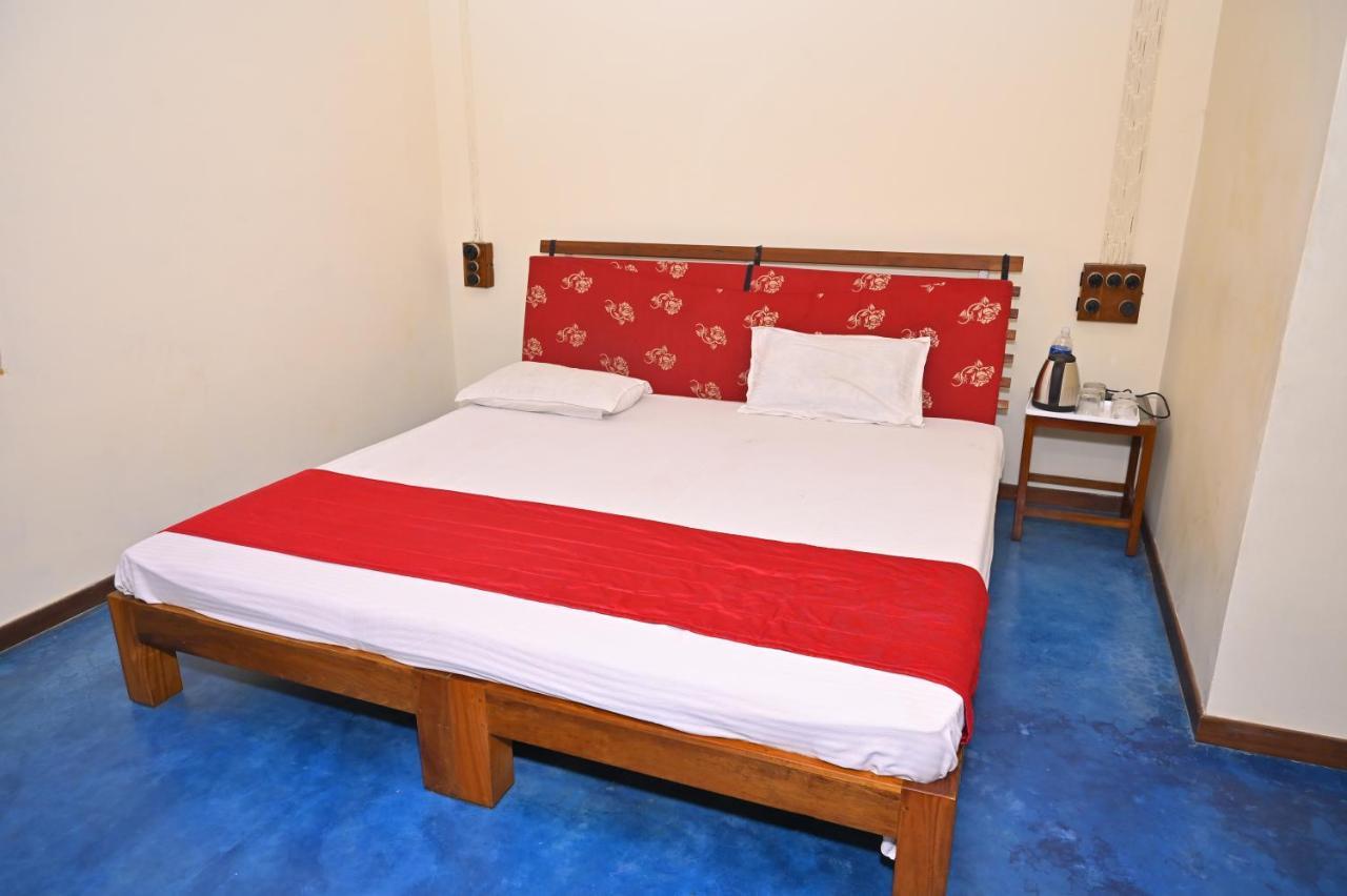 Les Boganveillea Heritage Guest House Auroville Eksteriør billede