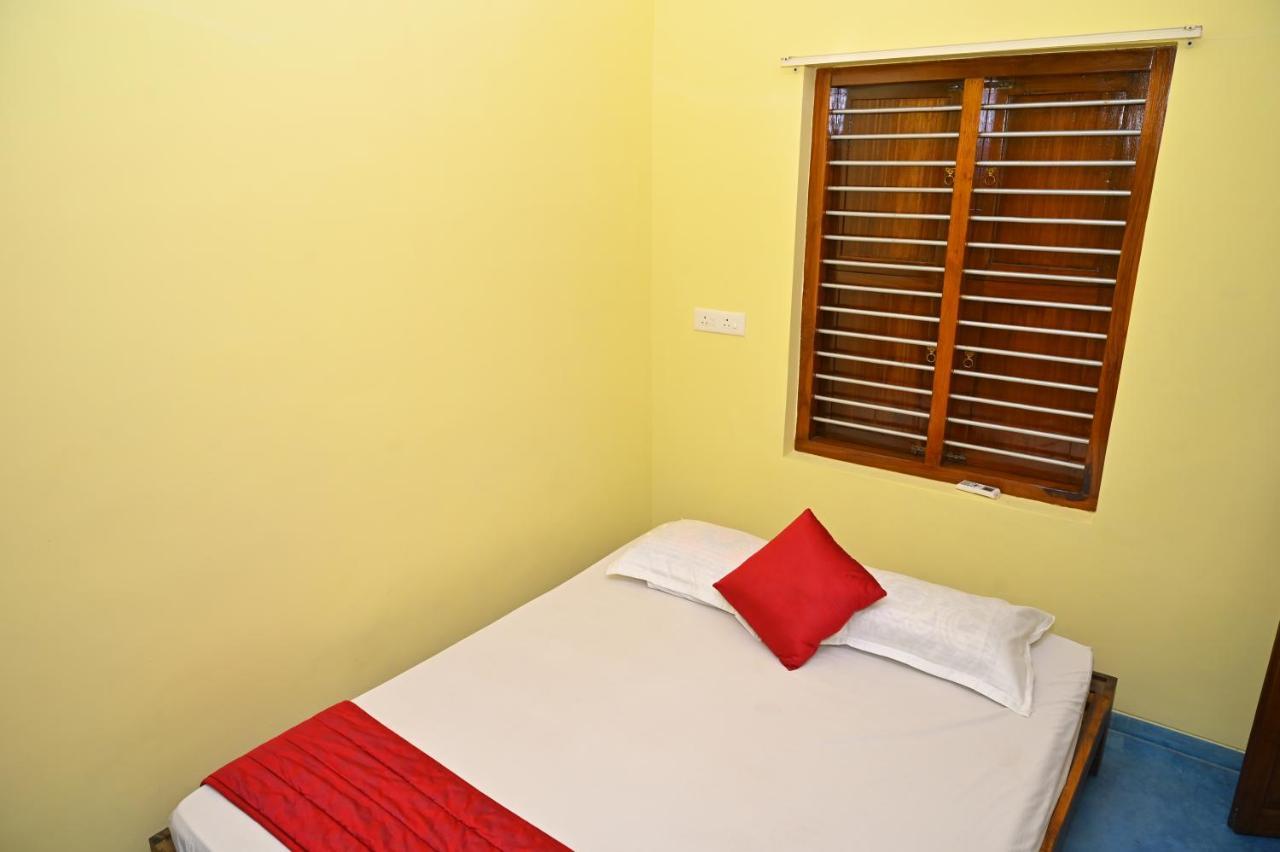 Les Boganveillea Heritage Guest House Auroville Eksteriør billede