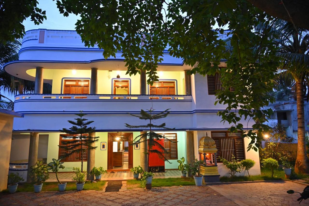 Les Boganveillea Heritage Guest House Auroville Eksteriør billede