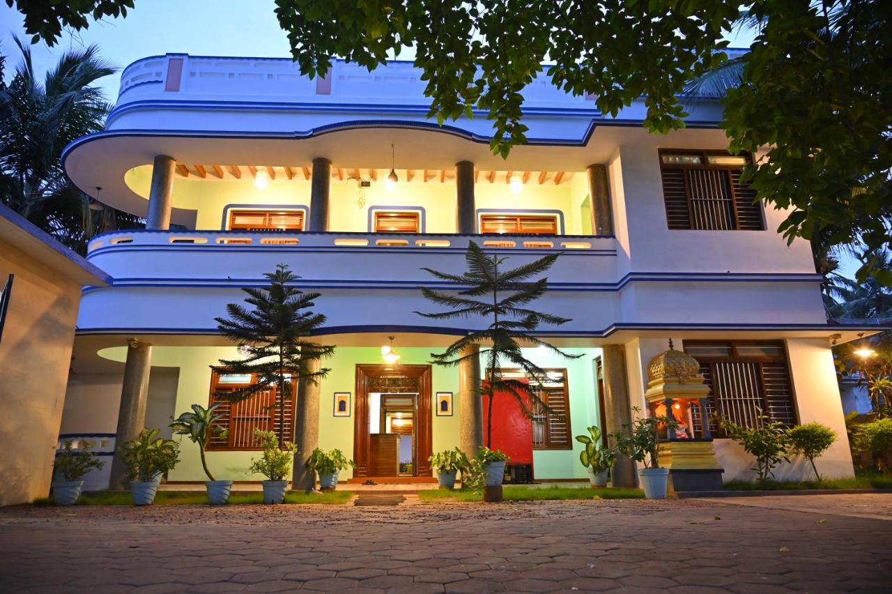 Les Boganveillea Heritage Guest House Auroville Eksteriør billede
